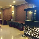 Hotel Diana